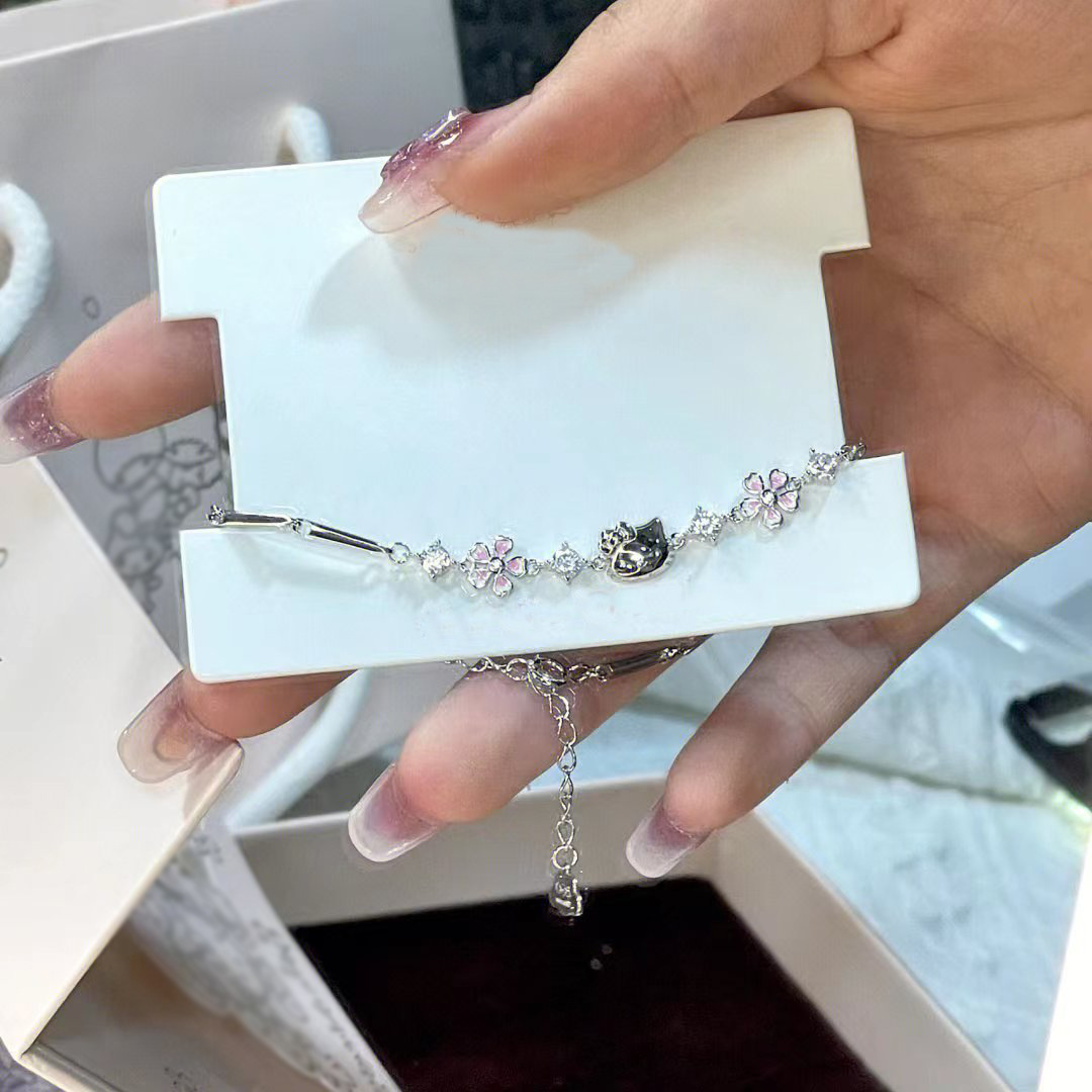 YQQ  キラキラ  かわいい  ハローキティ & 桜  花  ブレスレット
