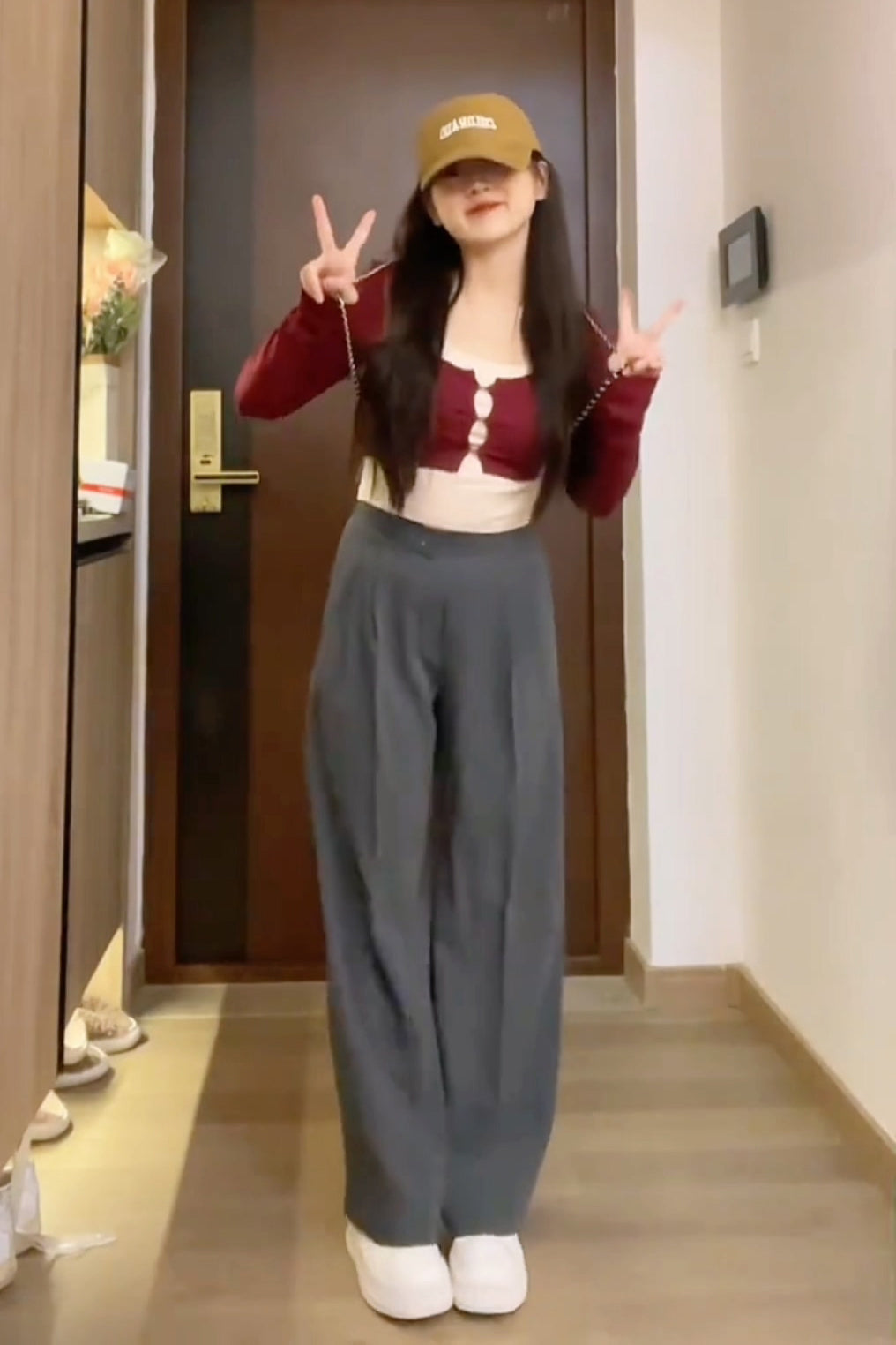 XYW  春夏新作  ウエスト透かし彫り  ハイウエスト  ワイドパンツ  ガチョウパンツ  全2色  着やせ