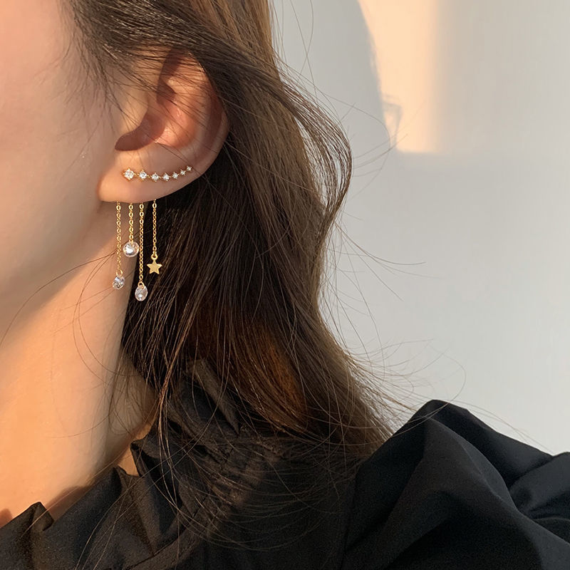 LF  タッセルピアス高級感のあるピアス