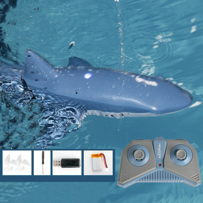 YQQ  電動リモコンサメ  水噴&ライト機能 電気 海洋生物のシミュレーション