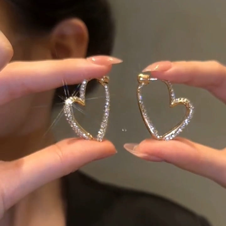 XYW キラキラ 高級感 ジルコン石  心 ハート ピアス イヤリング クロスオーバー・サラウンド アクセサリー