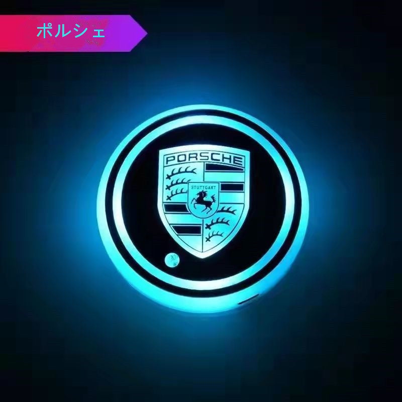 XYW LED ドリンクホルダー レインボー カーカップホルダー 2個セット 車載 ロゴ  マット  パッド セット 車用品