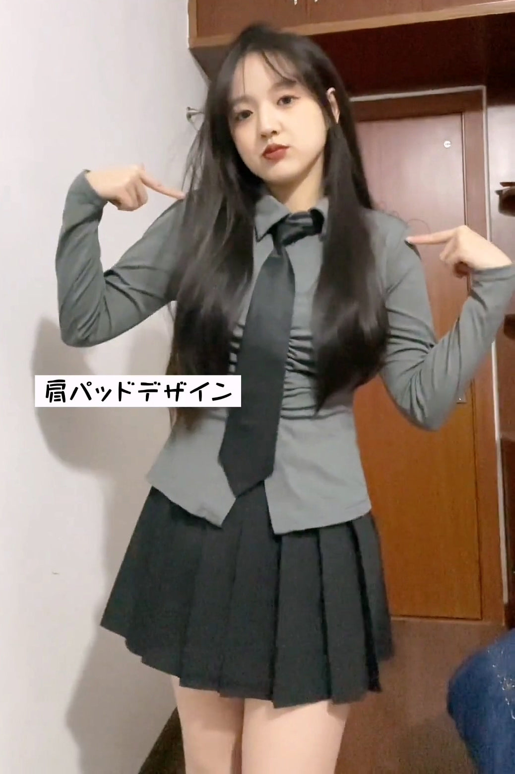 XYW 春新作  ハイウエスト  プリーツスカート  着やせ  学生