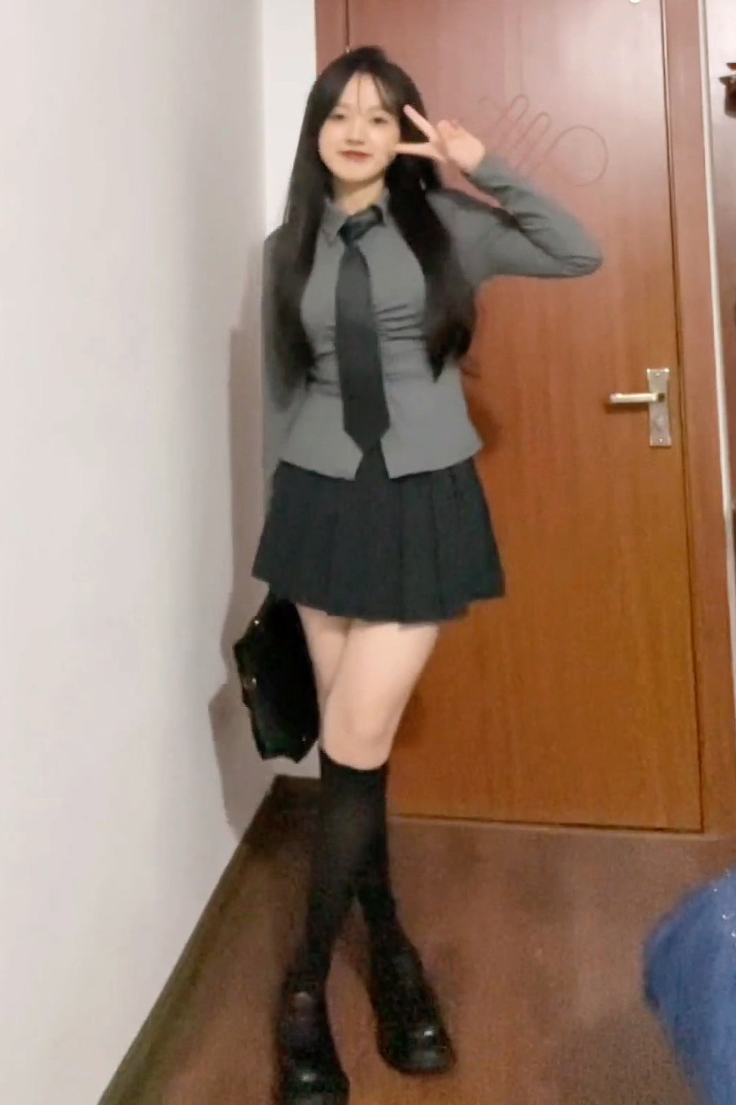 XYW 春新作  ハイウエスト  プリーツスカート  着やせ  学生